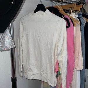 Banana republic white mockneck sweater